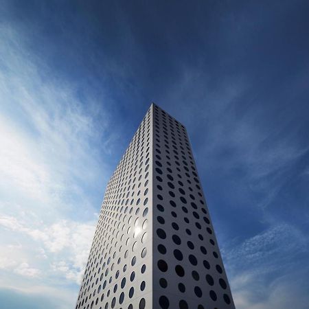 Quality Hotel Strawberry Arena Solna Exterior foto